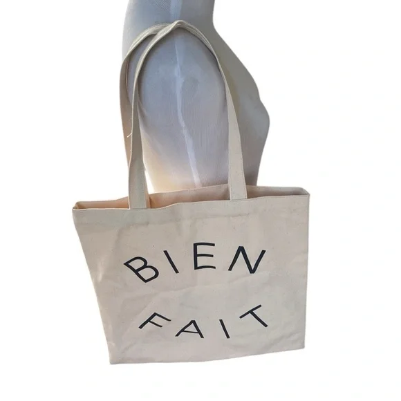 2 MadeWell Bien Fait black & white canvas tote bags - Picture 7 of 9